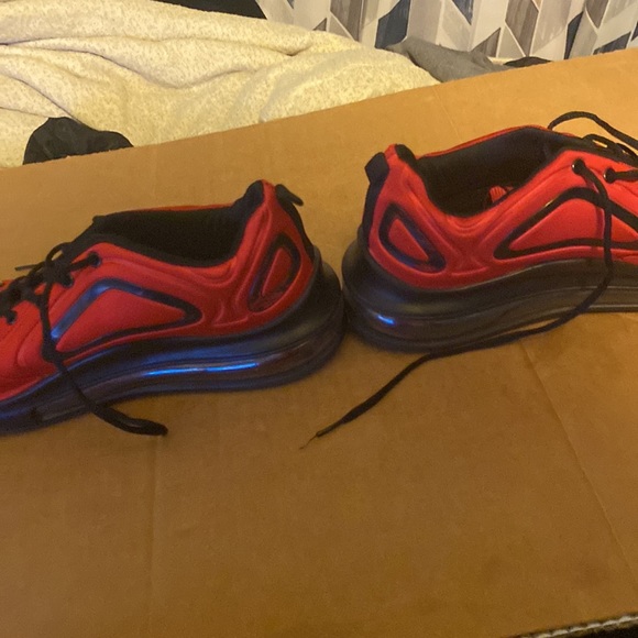 Pretty new, worn a few times, can’t fit them anymore - Picture 3 of 3